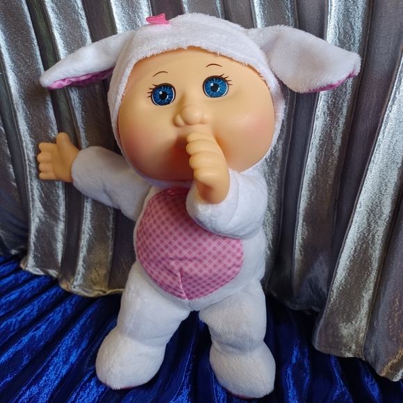 CABBAGE PATCH KIDS BUNNY - Picture 2 of 16